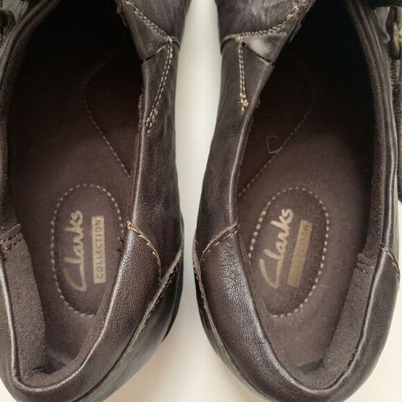 Clarks Brown Leather Shoes Womens 8.5 M Distressed Round Toe Cushioned Comfort - Picture 16 of 16